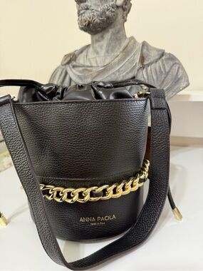 Anna Paola Black Leather Crossbody with shoulder strap and Gold Hardware